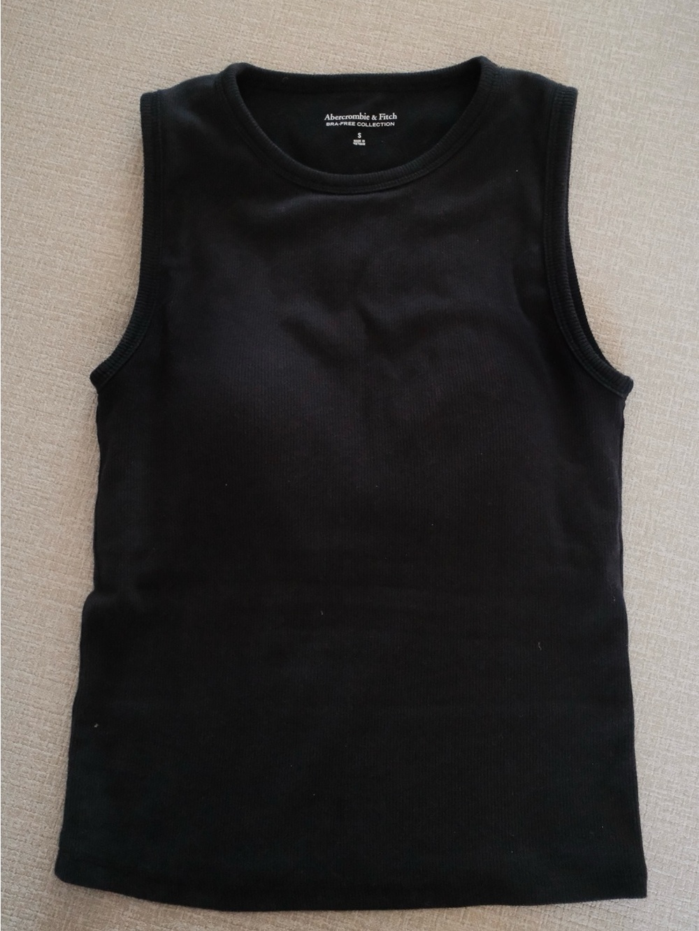 Abercrombie & Fitch Bra-Free Rib High Neck Tank